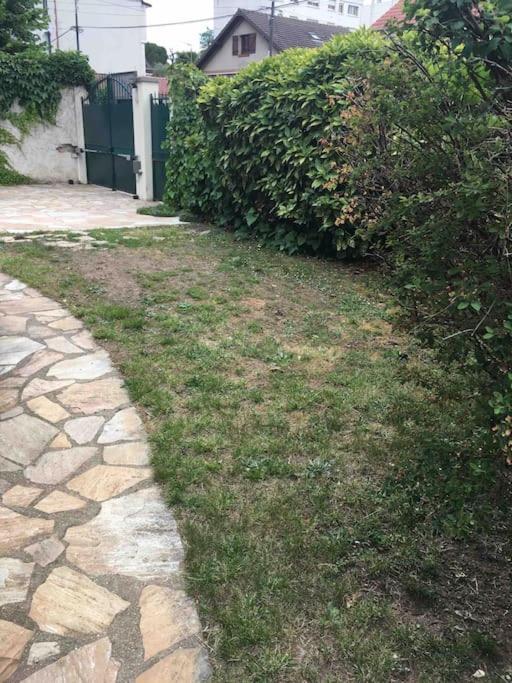«  La Petite Maison » ....Des Grands Espaces... Saint-Maur-des-Fossés Extérieur photo